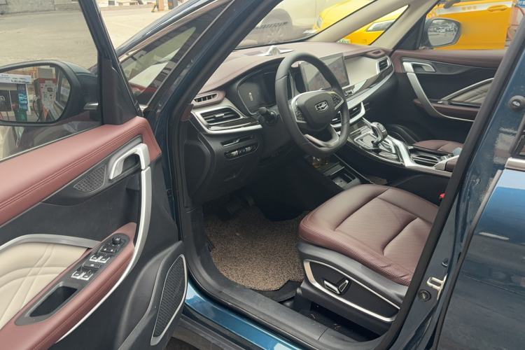 Used Geely Auto Jiajie 2022 1.8TD DCT Platinum Luxury Edition Interior 2