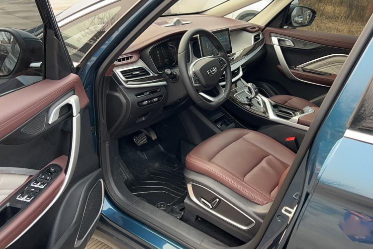Used Geely Auto Jiajie 2022 1.8TD DCT Platinum Luxury Edition Interior 2