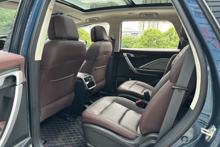 Used Geely Auto Jiajie 2022 1.8TD DCT Platinum Luxury Edition Interior 2