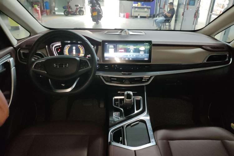 Used Geely Auto Jiajie 2022 1.8TD DCT Platinum Comfort Model Interior 3