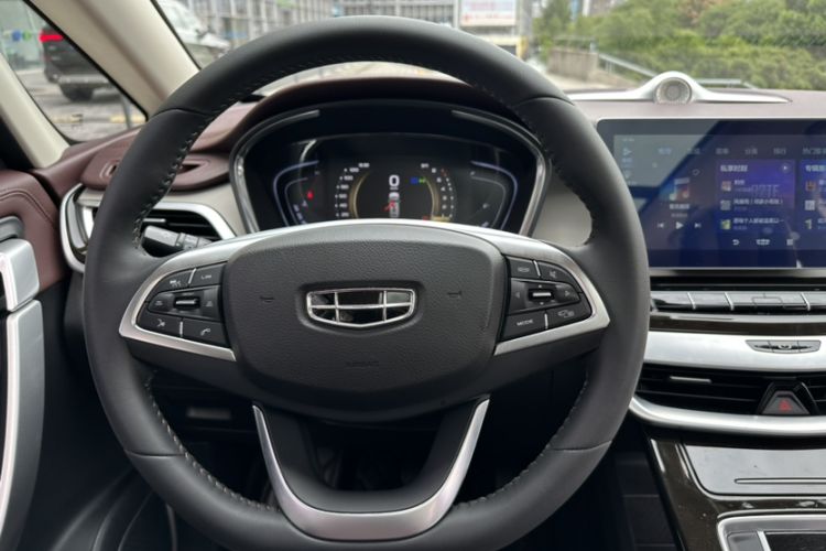 Used Geely Auto Jiajie 2022 1.8TD DCT Platinum Luxury Edition Interior 3