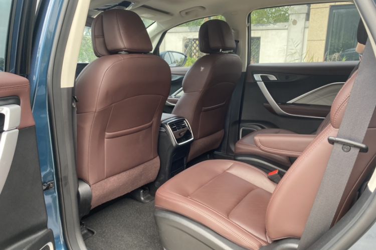 Used Geely Auto Jiajie 2022 1.8TD DCT Platinum Luxury Edition Interior 3