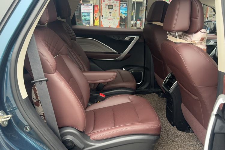 Used Geely Auto Jiajie 2022 1.8TD DCT Platinum Luxury Edition Interior 5