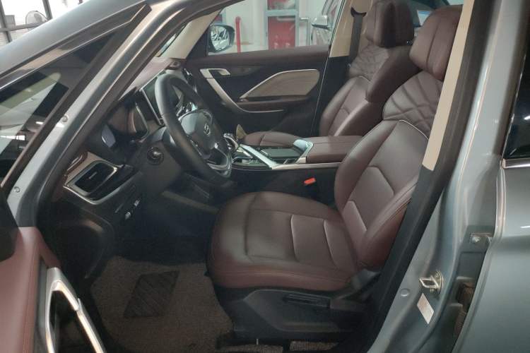 Used Geely Auto Jiajie 2022 1.8TD DCT Platinum Comfort Model Left Front Seat