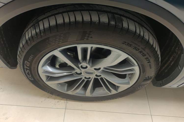 Used Geely Auto Jiajie 2022 1.8TD DCT Platinum Luxury Edition Left Front Wheel Hub
