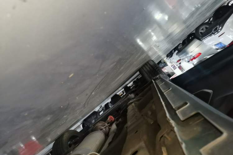 Used Geely Auto Jiajie 2022 1.8TD DCT Platinum Luxury Edition Left Side Sill