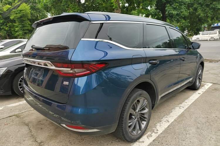 Used Geely Auto Jiajie 2022 1.8TD DCT Platinum Luxury Edition Rear Right 45 Deg