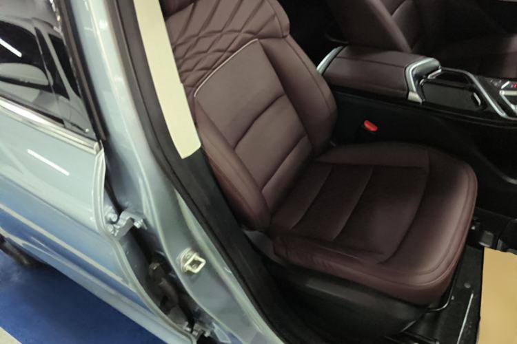Used Geely Auto Jiajie 2022 1.8TD DCT Platinum Comfort Model Right Front Seat