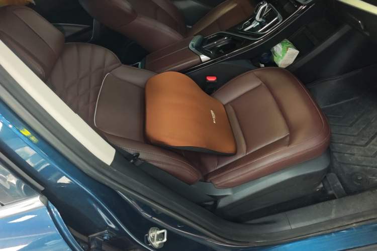 Used Geely Auto Jiajie 2022 1.8TD DCT Platinum Luxury Edition Right Front Seat