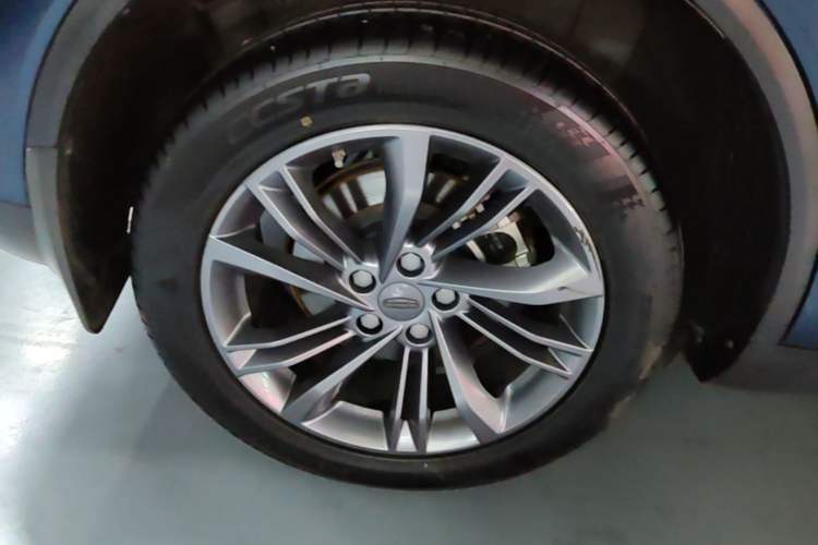 Used Geely Auto Jiajie 2022 1.8TD DCT Platinum Luxury Edition Right Rear Wheel Hub