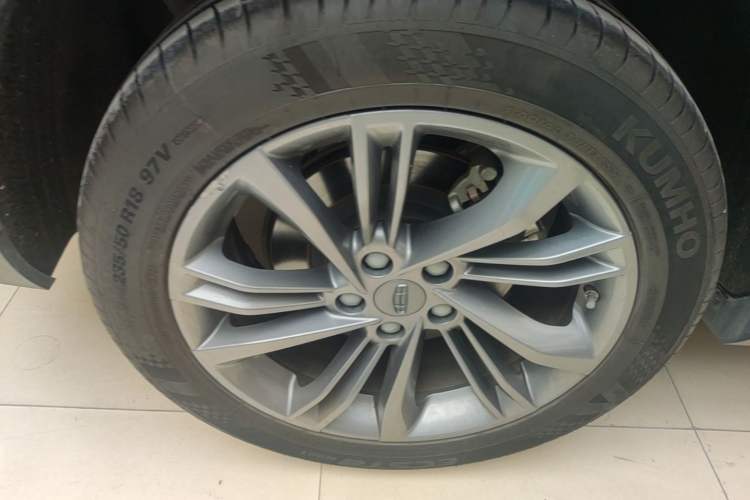 Used Geely Auto Jiajie 2022 1.8TD DCT Platinum Luxury Edition Right Rear Wheel Hub