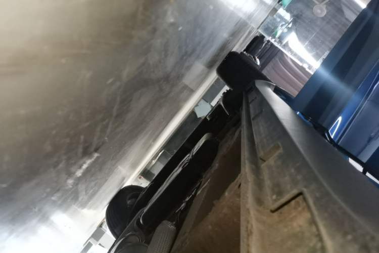 Used Geely Auto Jiajie 2022 1.8TD DCT Platinum Luxury Edition Right Side Sill
