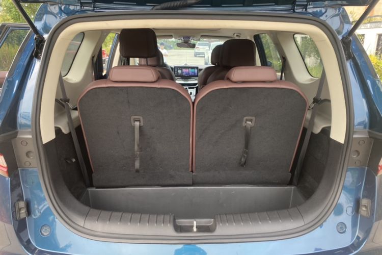 Used Geely Auto Jiajie 2022 1.8TD DCT Platinum Luxury Edition Trunk