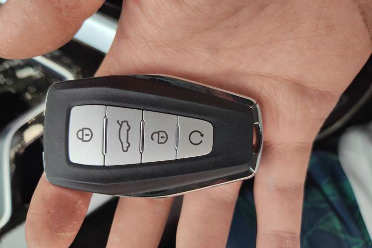 Used Geely Auto Jiajie 2022 1.8TD DCT Platinum Luxury Edition Vehicle Key