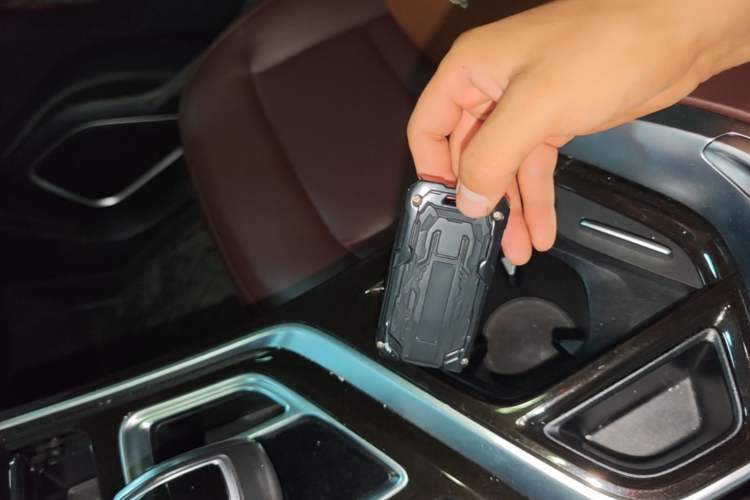 Used Geely Auto Jiajie 2022 1.8TD DCT Platinum Luxury Edition Vehicle Key