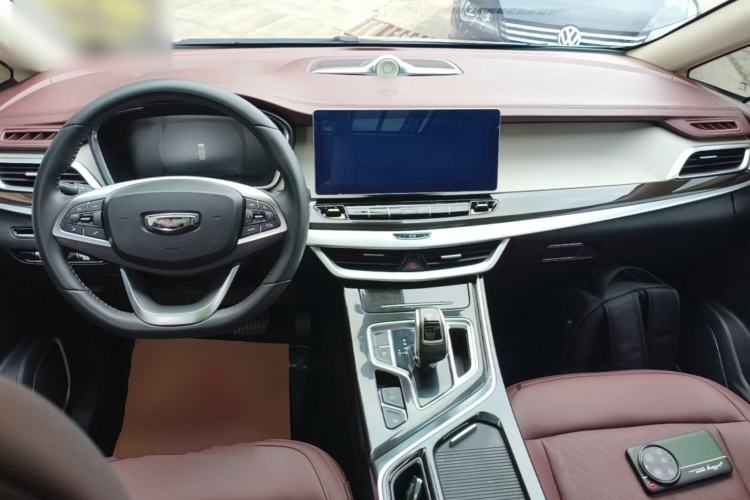 Used Geely Auto Jiajie 2022 1.8TD DCT Platinum Comfort Model Center Console