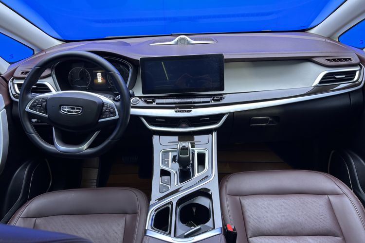 Used Geely Auto Jiajie 2022 1.8TD DCT Platinum Comfort Model Center Console