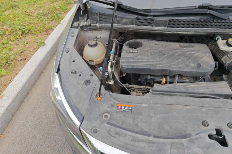 Used Geely Auto Jiajie 2022 1.8TD DCT Platinum Luxury Edition Engine Bay Right