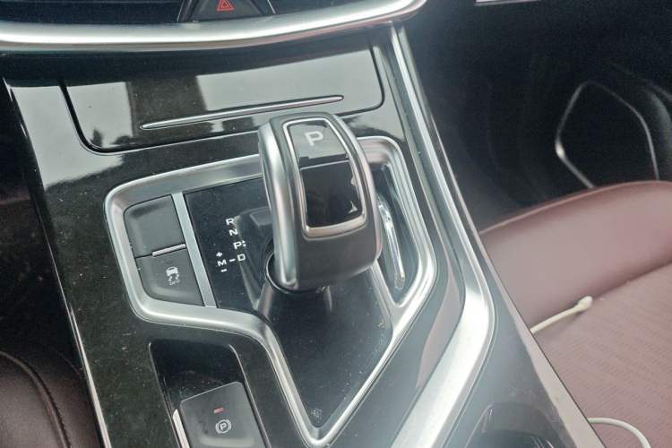 Used Geely Auto Jiajie 2022 1.8TD DCT Platinum Comfort Model Gear Lever