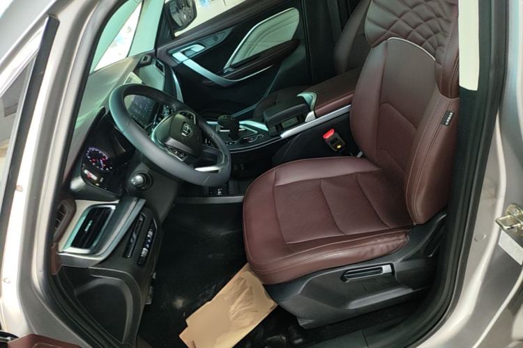 Used Geely Auto Jiajie 2022 1.8TD DCT Platinum Comfort Model Left Front Seat