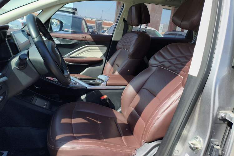 Used Geely Auto Jiajie 2022 1.8TD DCT Platinum Comfort Model Left Front Seat