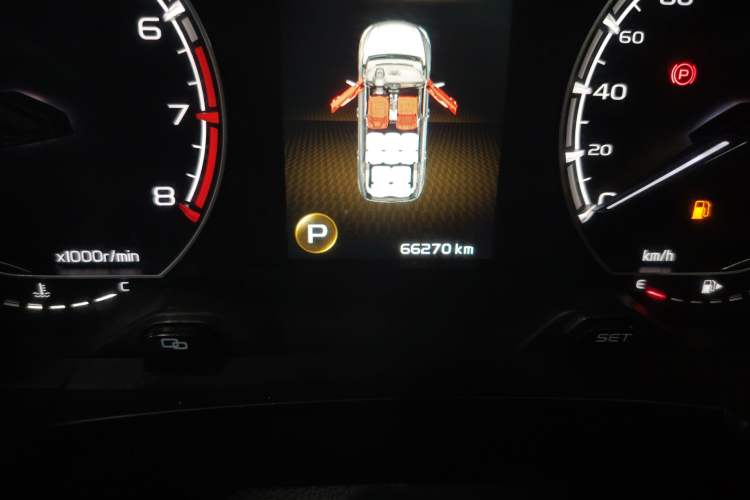 Used Geely Auto Jiajie 2022 1.8TD DCT Platinum Comfort Model Odometer Close Up