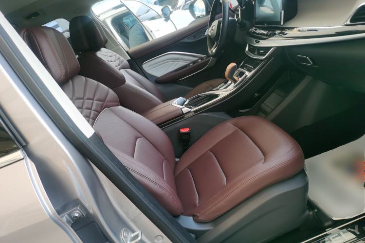 Used Geely Auto Jiajie 2022 1.8TD DCT Platinum Comfort Model Right Front Seat