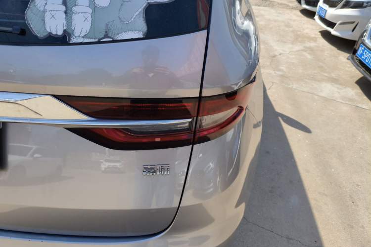 Used Geely Auto Jiajie 2022 1.8TD DCT Platinum Comfort Model Right Rear Taillight