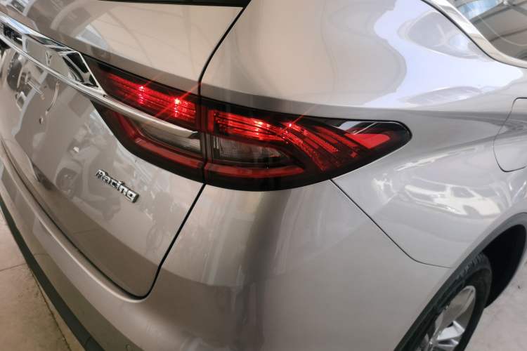 Used Geely Auto Jiajie 2022 1.8TD DCT Platinum Comfort Model Right Rear Taillight