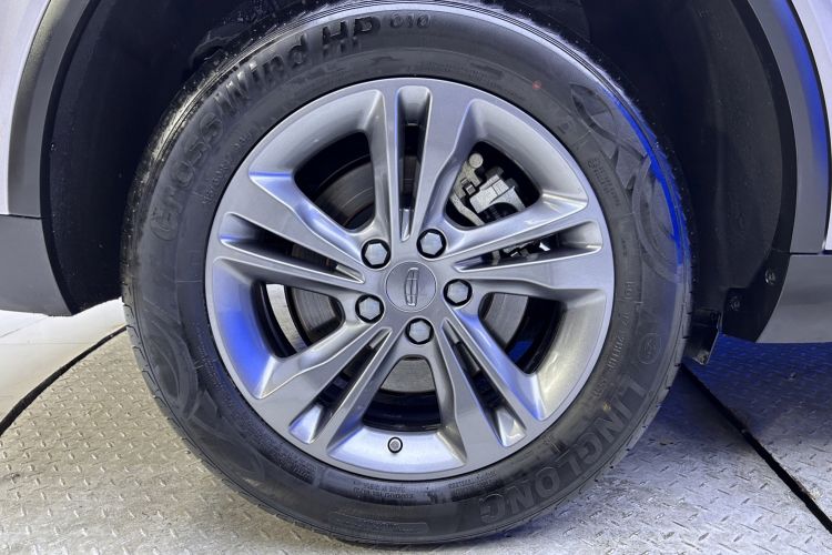 Used Geely Auto Jiajie 2022 1.8TD DCT Platinum Comfort Model Right Rear Wheel Hub