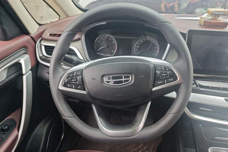 Used Geely Auto Jiajie 2022 1.8TD DCT Platinum Comfort Model Steering Wheel