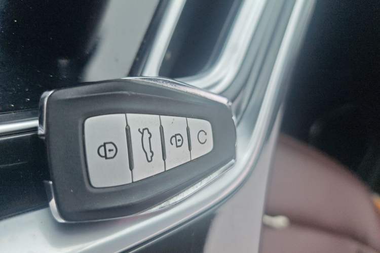 Used Geely Auto Jiajie 2022 1.8TD DCT Platinum Comfort Model Vehicle Key