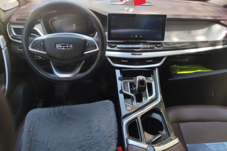 Used Geely Auto Jiajie 2022 1.8TD DCT Platinum Luxury Edition Center Console
