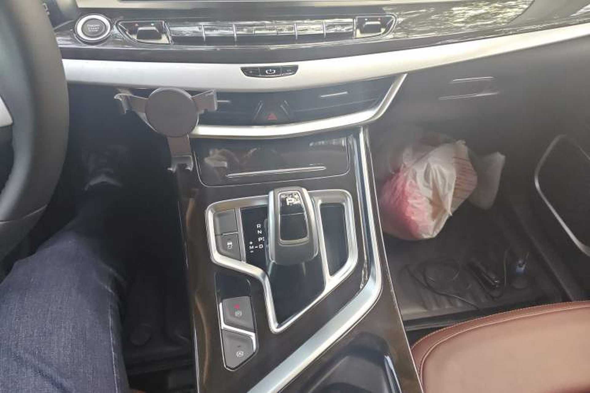 Used Geely Auto Jiajie 2022 1.8TD DCT Platinum Comfort Model Gear Lever