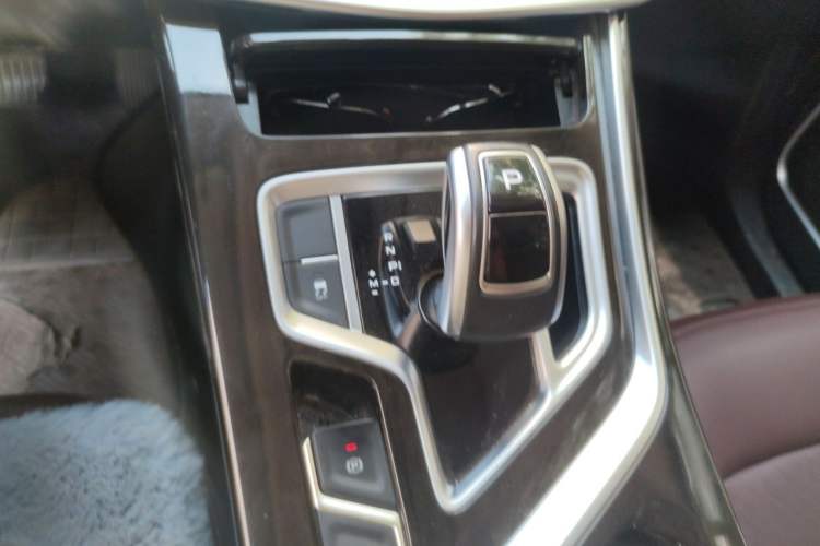 Used Geely Auto Jiajie 2022 1.8TD DCT Platinum Luxury Edition Gear Lever