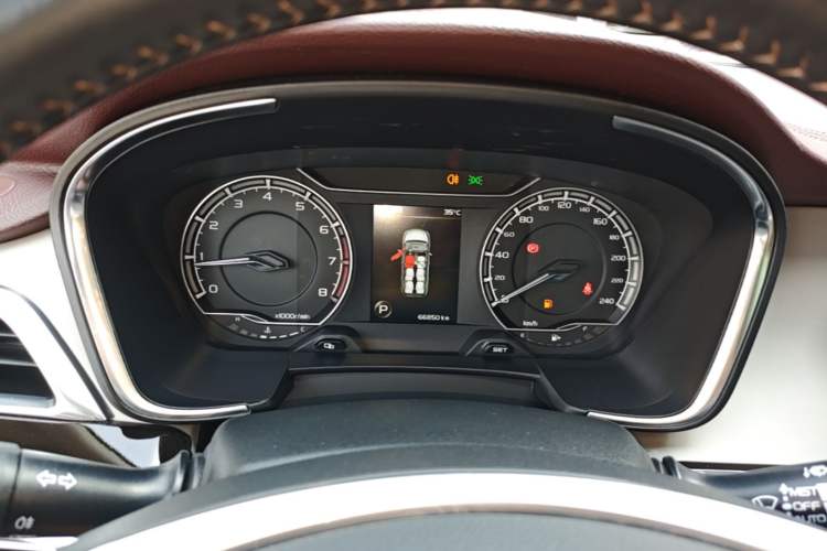 Used Geely Auto Jiajie 2022 1.8TD DCT Platinum Comfort Model Instrument Cluster
