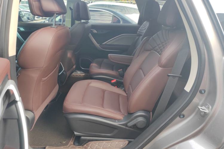 Used Geely Auto Jiajie 2022 1.8TD DCT Platinum Luxury Edition Interior 4