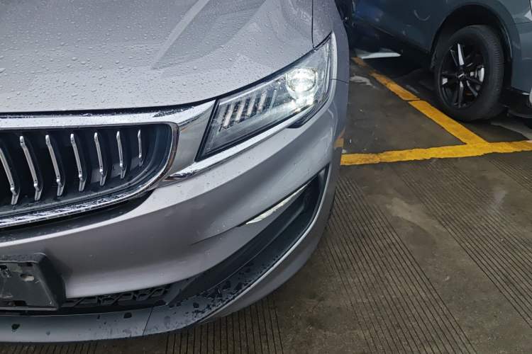 Used Geely Auto Jiajie 2022 1.8TD DCT Platinum Deluxe Edition Left Front Headlight