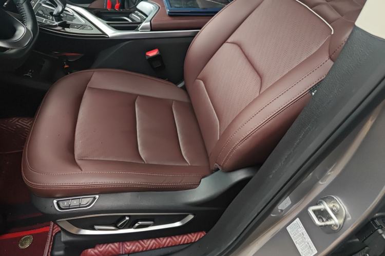Used Geely Auto Jiajie 2022 1.8TD DCT Platinum Deluxe Edition Left Front Seat