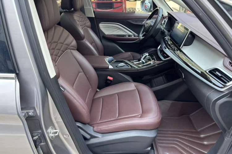 Used Geely Auto Jiajie 2022 1.8TD DCT Platinum Comfort Model Right Front Seat