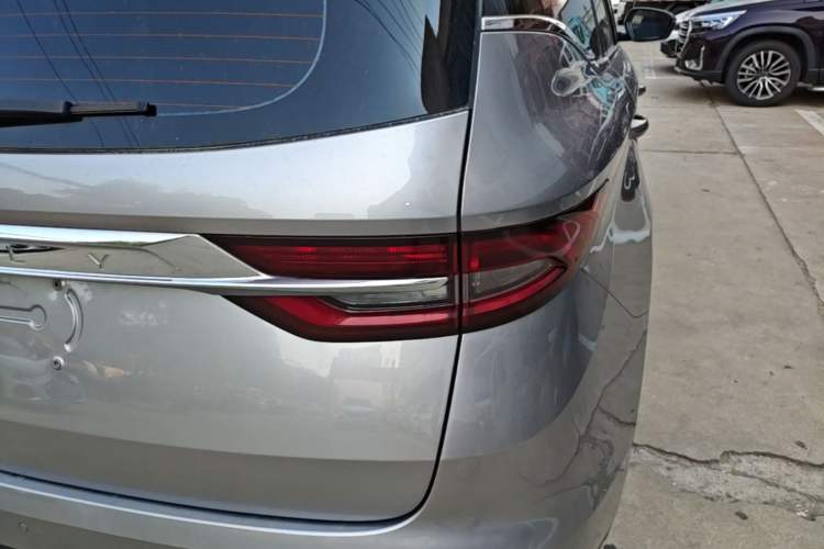 Used Geely Auto Jiajie 2022 1.8TD DCT Platinum Comfort Model Right Rear Taillight