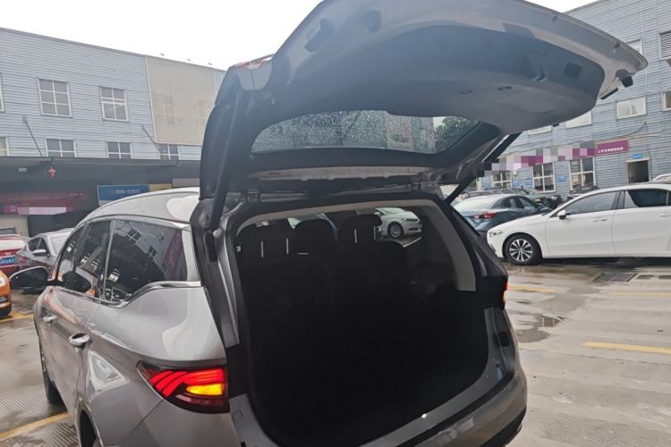Used Geely Auto Jiajie 2022 1.8TD DCT Platinum Deluxe Edition Trunk