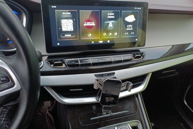 Used Geely Auto Jiajie 2022 1.8TD DCT Platinum Comfort Model Audio And AC Panel