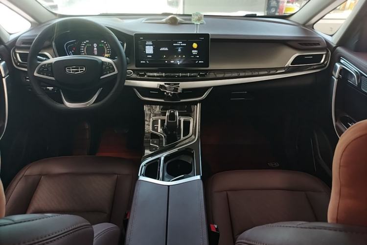 Used Geely Auto Jiajie 2022 1.8TD DCT Platinum Deluxe Edition Center Console