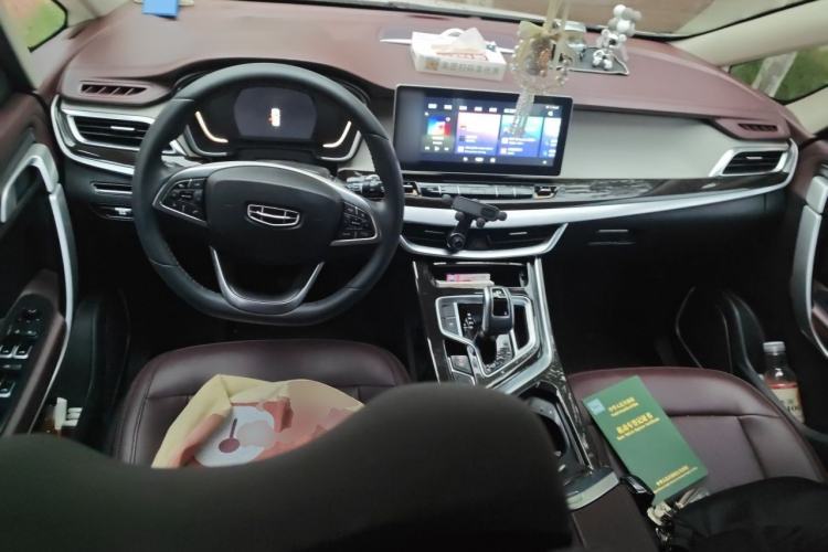 Used Geely Auto Jiajie 2022 1.8TD DCT Platinum Luxury Edition Center Console