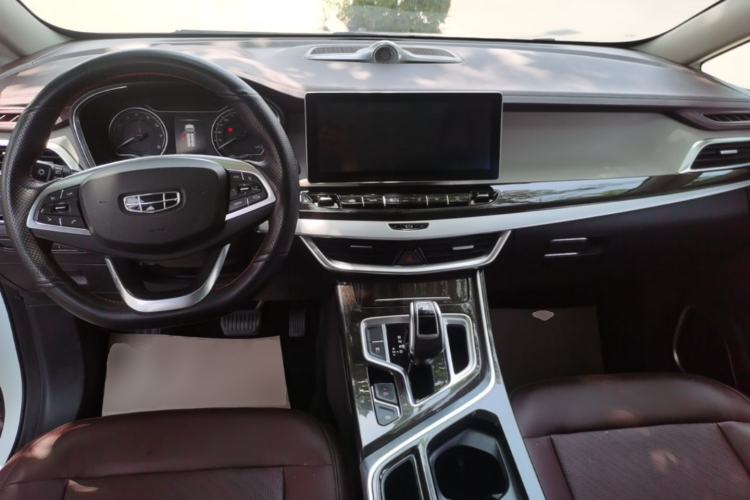 Used Geely Auto Jiajie 2022 1.8TD DCT Platinum Comfort Model Center Console