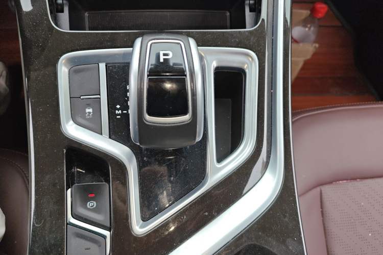 Used Geely Auto Jiajie 2022 1.8TD DCT Platinum Luxury Edition Gear Lever