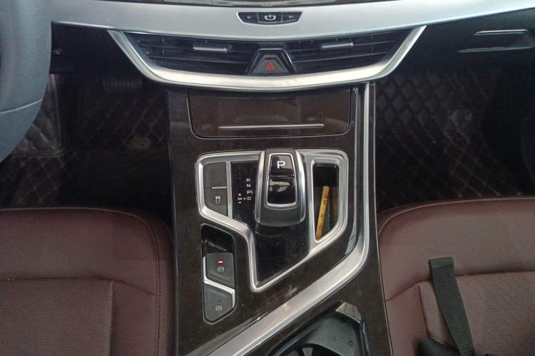 Used Geely Auto Jiajie 2022 1.8TD DCT Platinum Luxury Edition Gear Lever