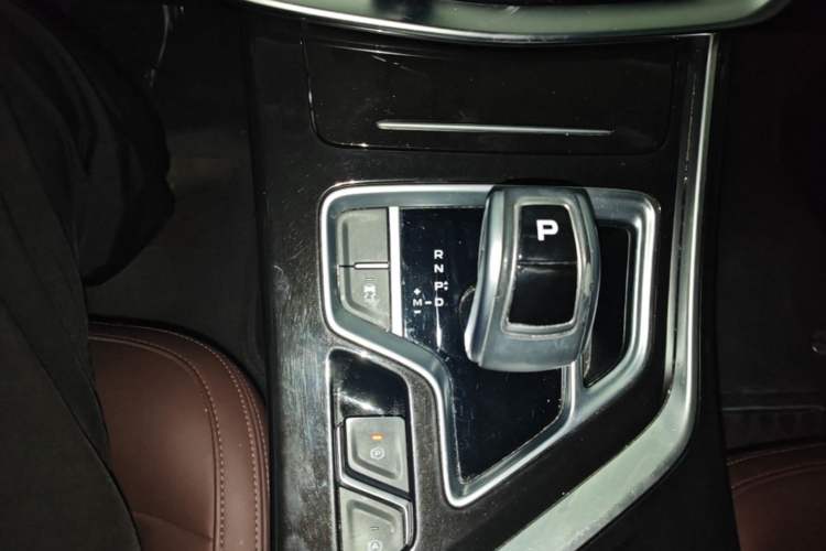 Used Geely Auto Jiajie 2022 1.8TD DCT Platinum Luxury Edition Gear Lever