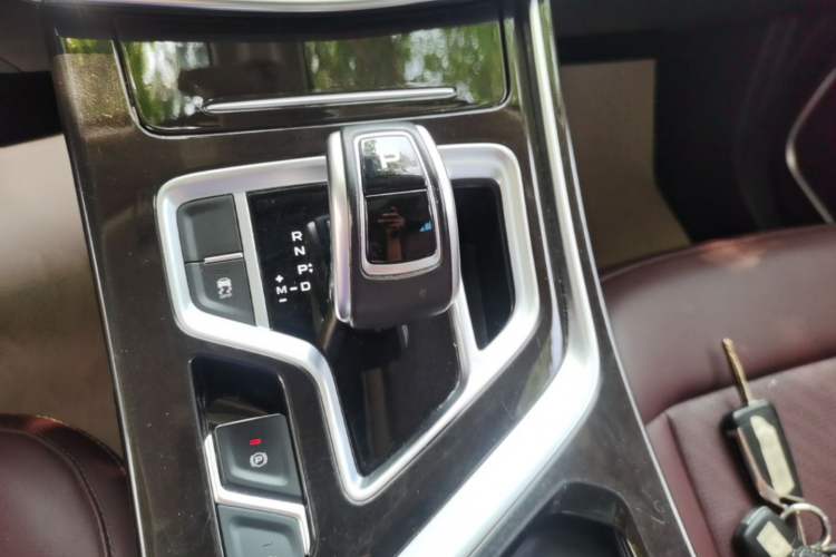 Used Geely Auto Jiajie 2022 1.8TD DCT Platinum Comfort Model Gear Lever
